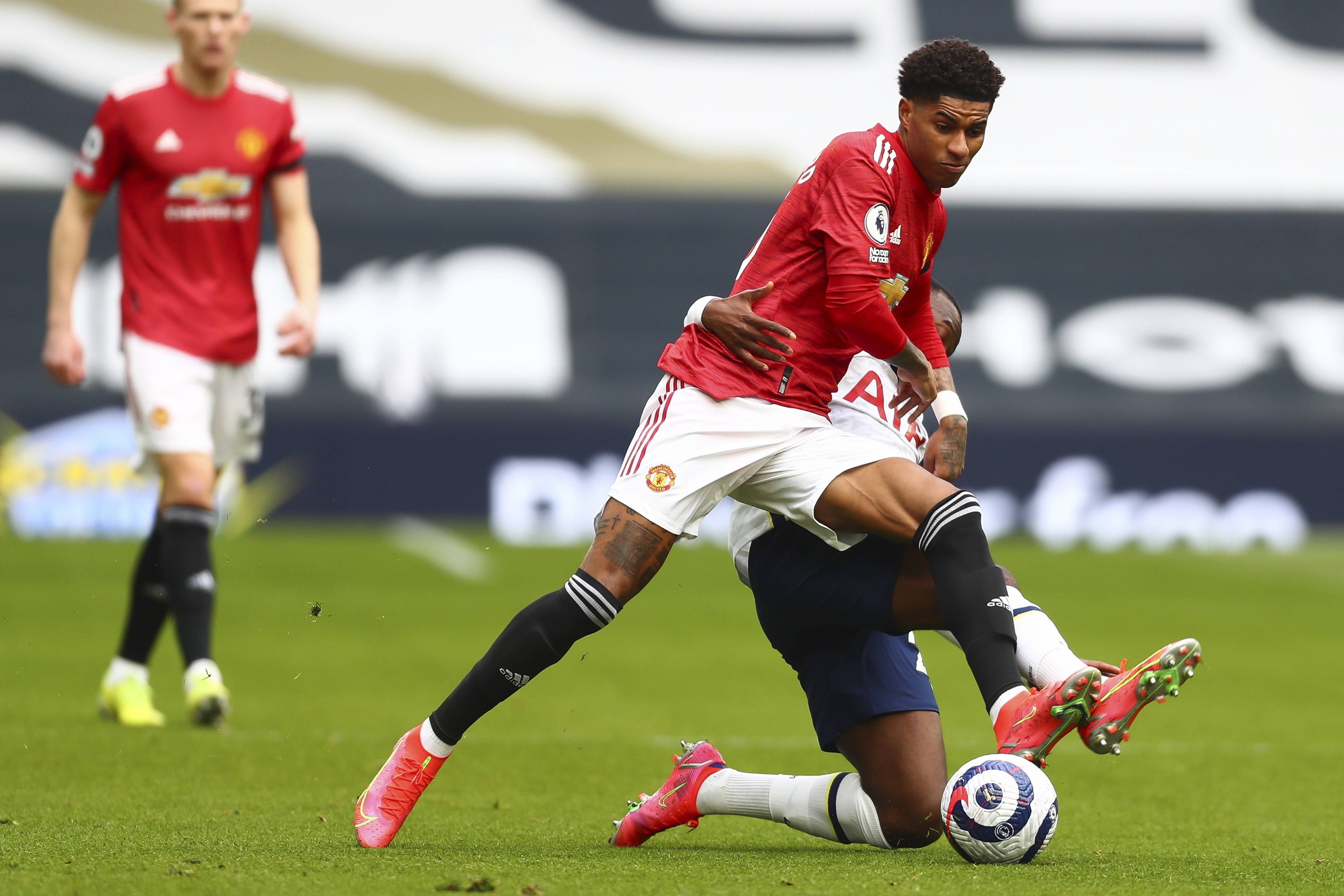 一度导致他 一度导致他