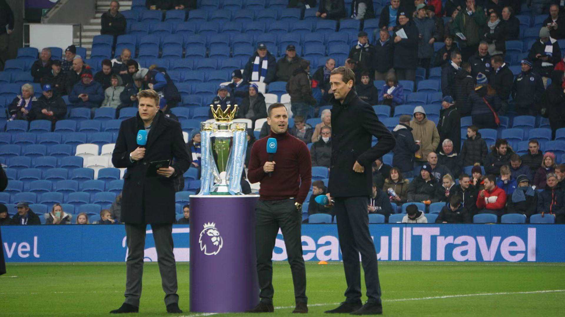 交错上阵 交错上阵